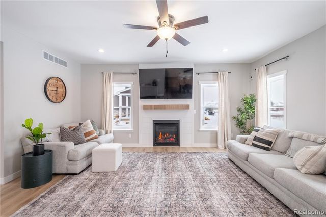 13175 Westwinds Drive, Linden, MI 48451