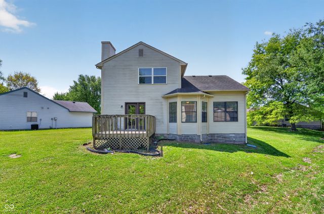 8809 Country Lane Court, Indianapolis, IN 46217