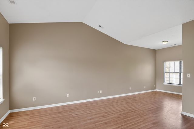 8809 Country Lane Court, Indianapolis, IN 46217