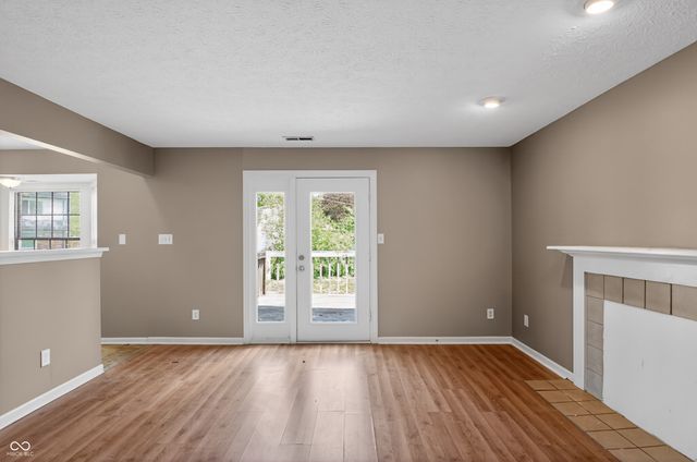 8809 Country Lane Court, Indianapolis, IN 46217