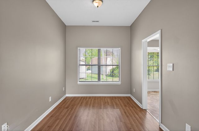 8809 Country Lane Court, Indianapolis, IN 46217