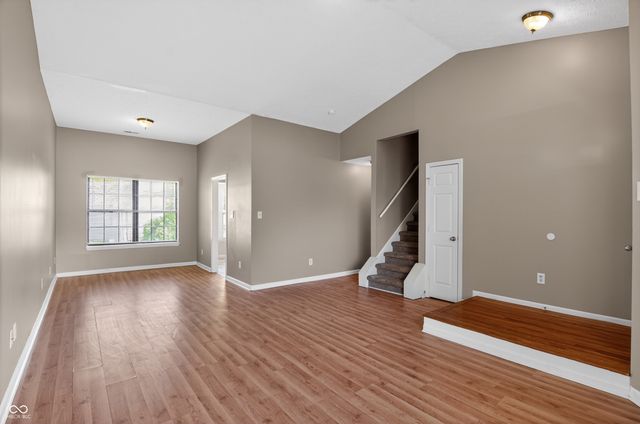 8809 Country Lane Court, Indianapolis, IN 46217