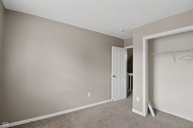 8809 Country Lane Court, Indianapolis, IN 46217