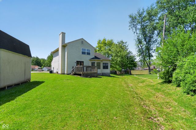 8809 Country Lane Court, Indianapolis, IN 46217