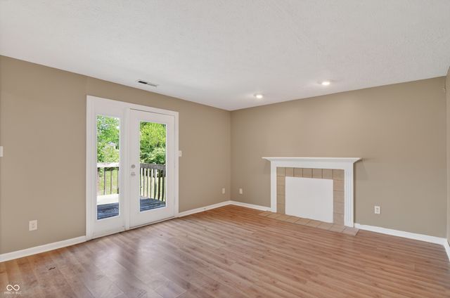 8809 Country Lane Court, Indianapolis, IN 46217