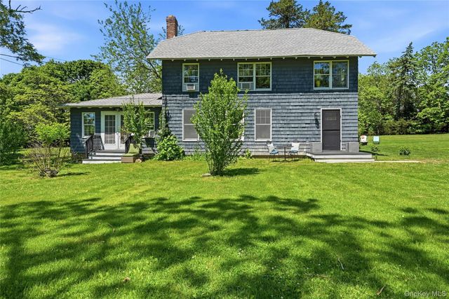 295 Jackson Street, New Suffolk, NY 11956