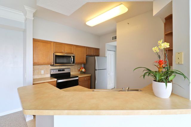 4302 Myrtlewood Circle E, Palm Beach Gardens, FL 33418