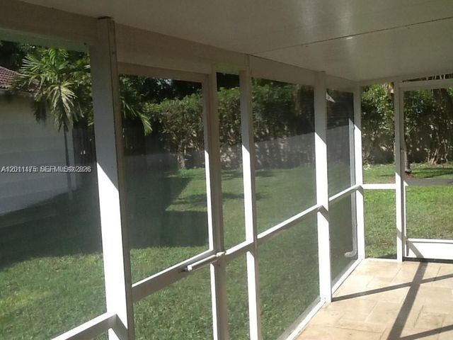24 Gables Blvd 0, Weston, FL 33326