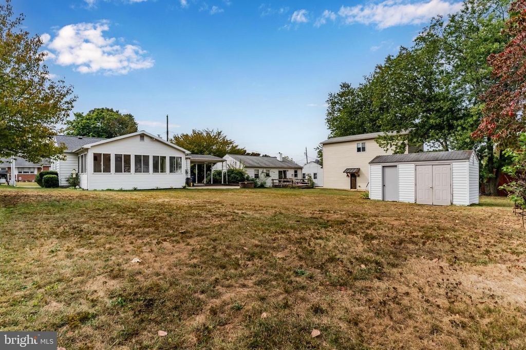 4708 CLARENDON ST, Harrisburg, PA 17109