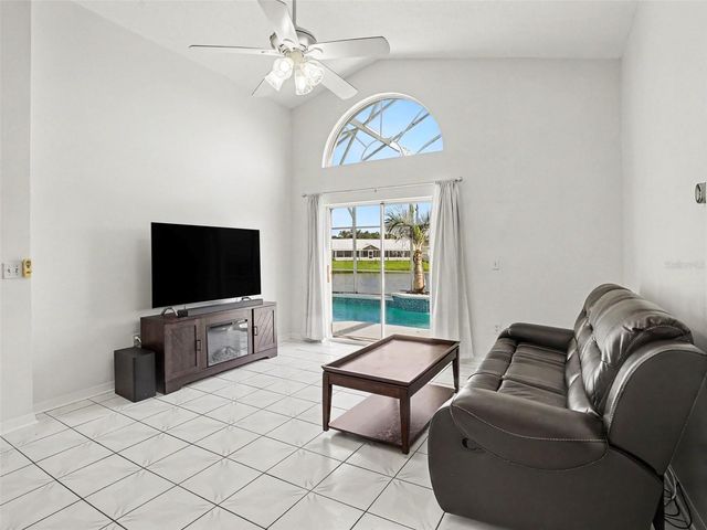 3922 BLACKBERRY CIRCLE, St Cloud, FL 34769
