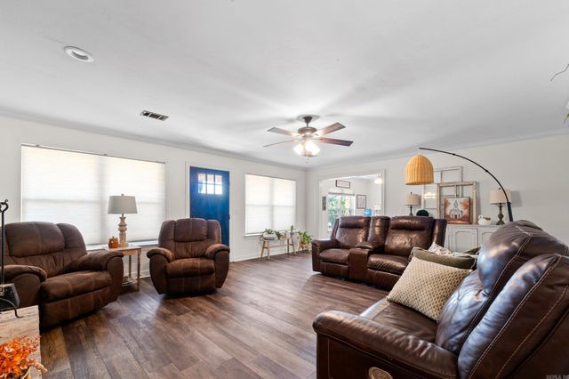 16 Himes Drive, Plummerville, AR 72127