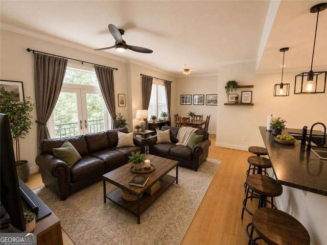 933 Garrett Street SE 201, Atlanta, GA 30316