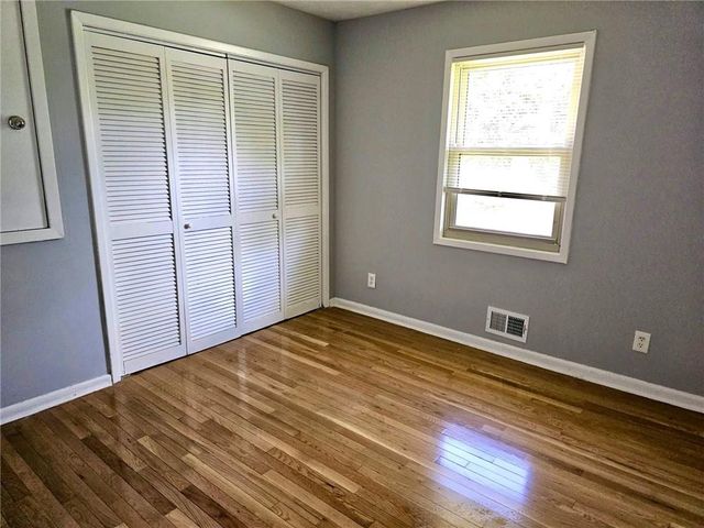 1244 Hickory Wood NE Drive, Woodstock, GA 30188