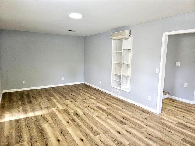 1244 Hickory Wood NE Drive, Woodstock, GA 30188