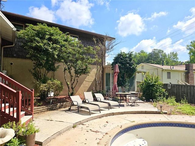 1244 Hickory Wood NE Drive, Woodstock, GA 30188