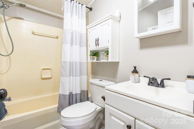 4085 Biggerstaff Road, Maiden, NC 28650