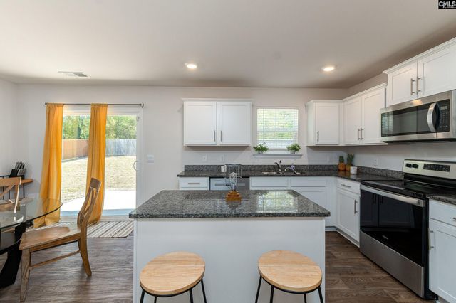 140 Carrington Drive, Lugoff, SC 29078
