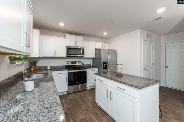 140 Carrington Drive, Lugoff, SC 29078