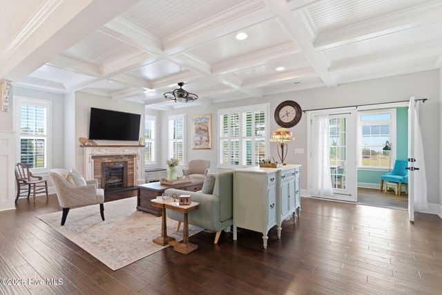 8395 Penny Royal Lane, Wilmington, NC 28412
