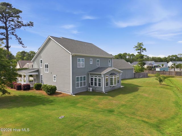 8395 Penny Royal Lane, Wilmington, NC 28412