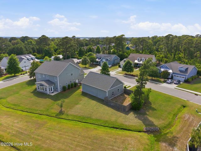 8395 Penny Royal Lane, Wilmington, NC 28412