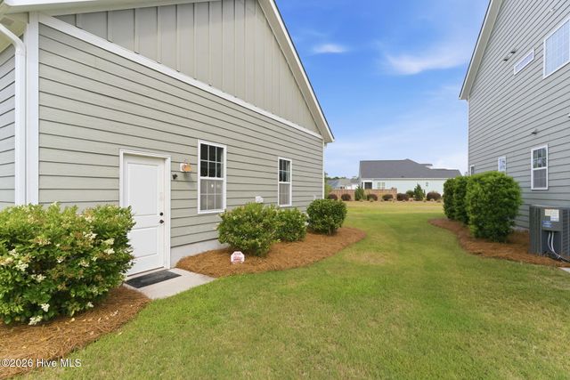 8395 Penny Royal Lane, Wilmington, NC 28412