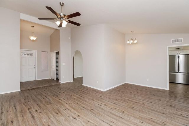 840 S 21st Street, Mesa, AZ 85204