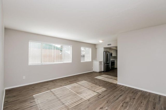 840 S 21st Street, Mesa, AZ 85204