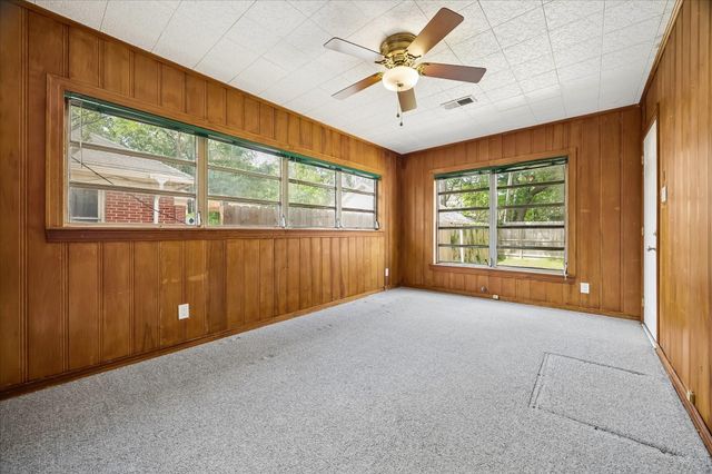 6629 Wildwood Way, Houston, TX 77023