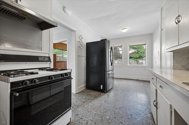 6629 Wildwood Way, Houston, TX 77023