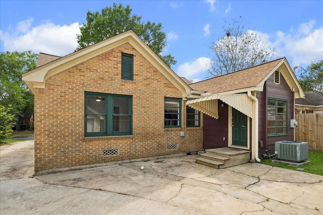 6629 Wildwood Way, Houston, TX 77023