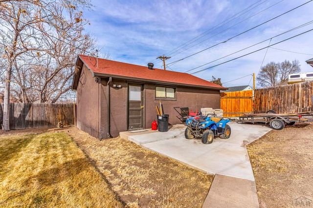 719 W 17th St, Pueblo, CO 81003