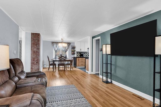 719 W 17th St, Pueblo, CO 81003