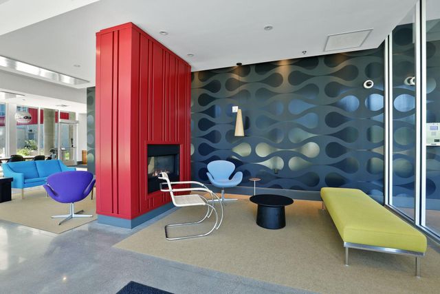 901 S 2nd Street 401, Minneapolis, MN 55415