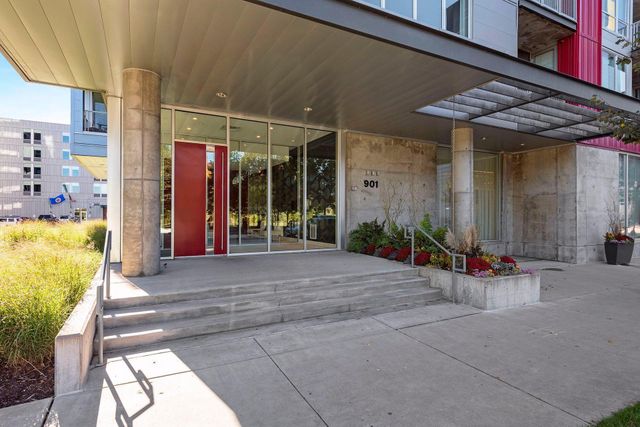 901 S 2nd Street 401, Minneapolis, MN 55415