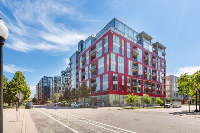 901 S 2nd Street 401, Minneapolis, MN 55415
