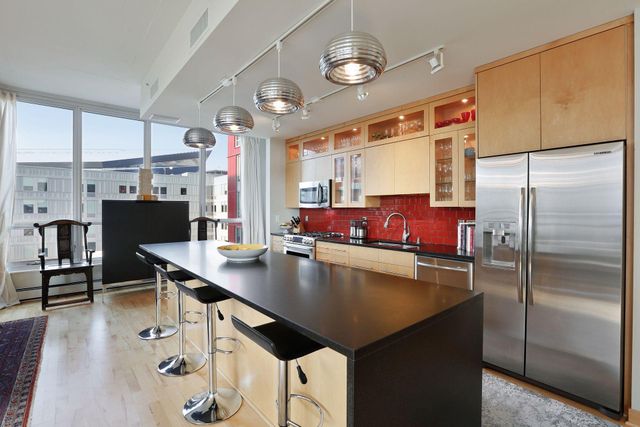 901 S 2nd Street 401, Minneapolis, MN 55415