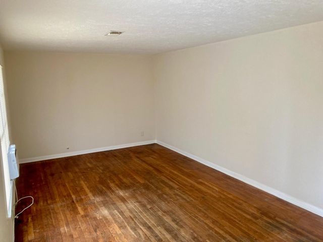 1601 20th Street, Galveston, TX 77550