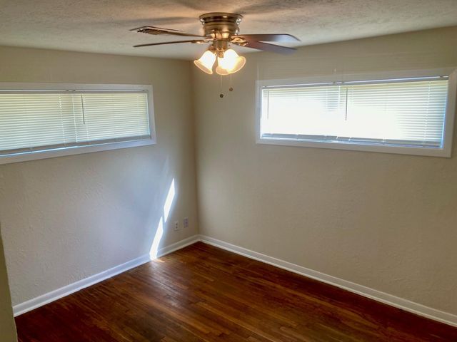 1601 20th Street, Galveston, TX 77550