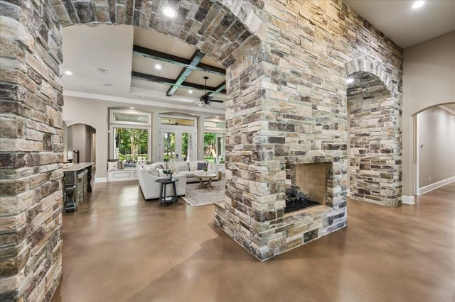 28203 Meadow Forest, Magnolia, TX 77355