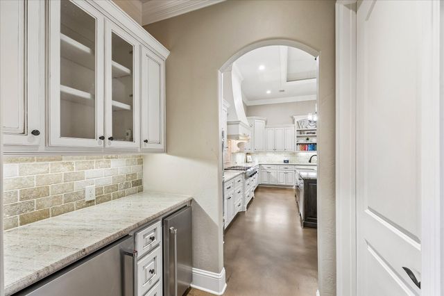 28203 Meadow Forest, Magnolia, TX 77355