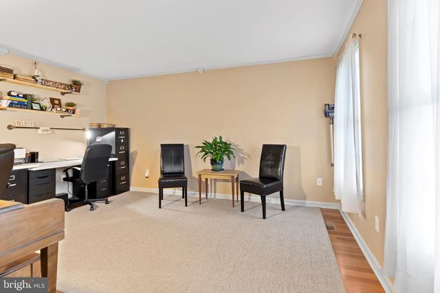 37 W EPPLEY DR, Carlisle, PA 17015
