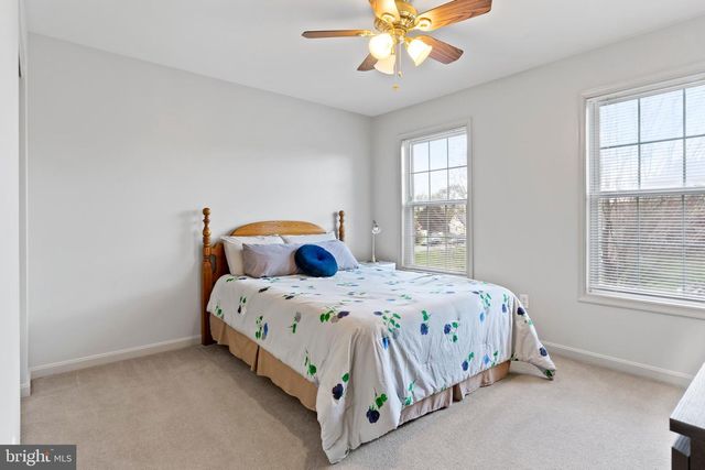 37 W EPPLEY DR, Carlisle, PA 17015