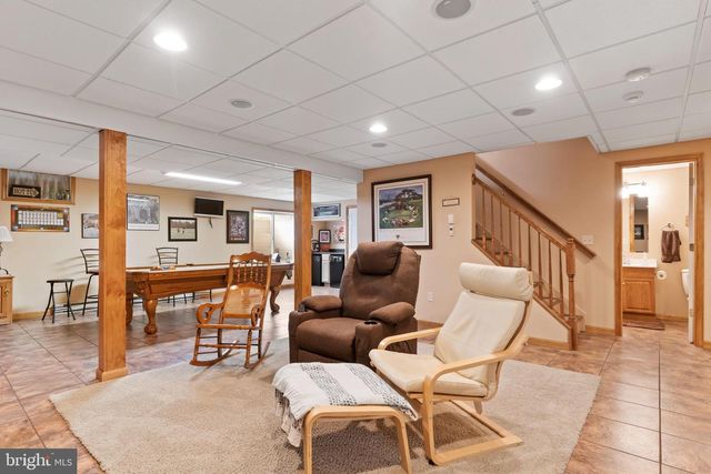 37 W EPPLEY DR, Carlisle, PA 17015