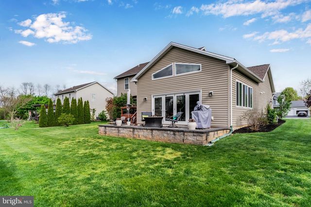 37 W EPPLEY DR, Carlisle, PA 17015