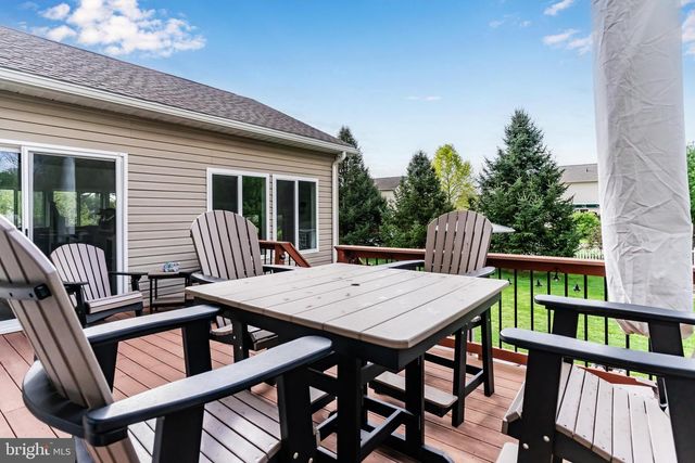 37 W EPPLEY DR, Carlisle, PA 17015