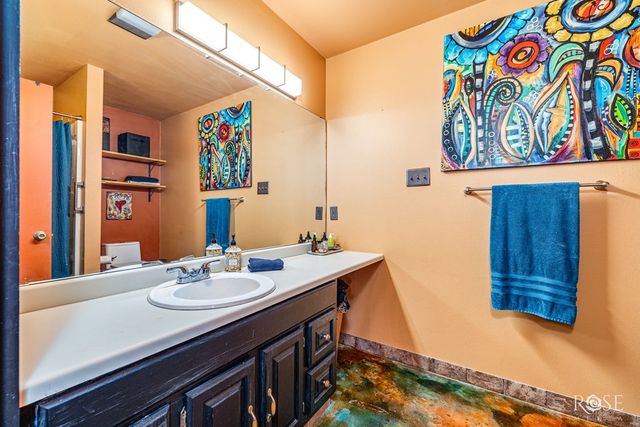 301 W Duncan Avenue, Mertzon, TX 76941