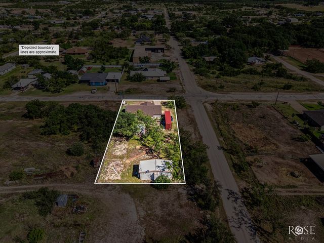 301 W Duncan Avenue, Mertzon, TX 76941