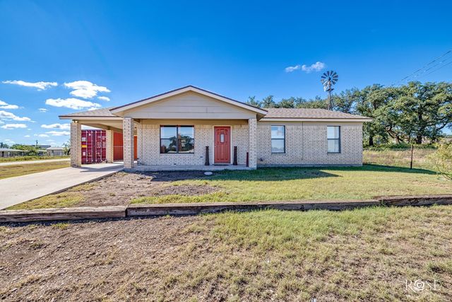 301 W Duncan Avenue, Mertzon, TX 76941