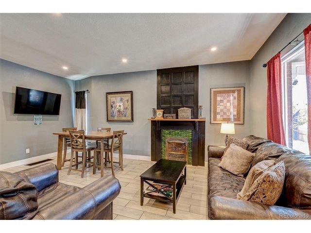638 S Lincoln St, Denver, CO 80209